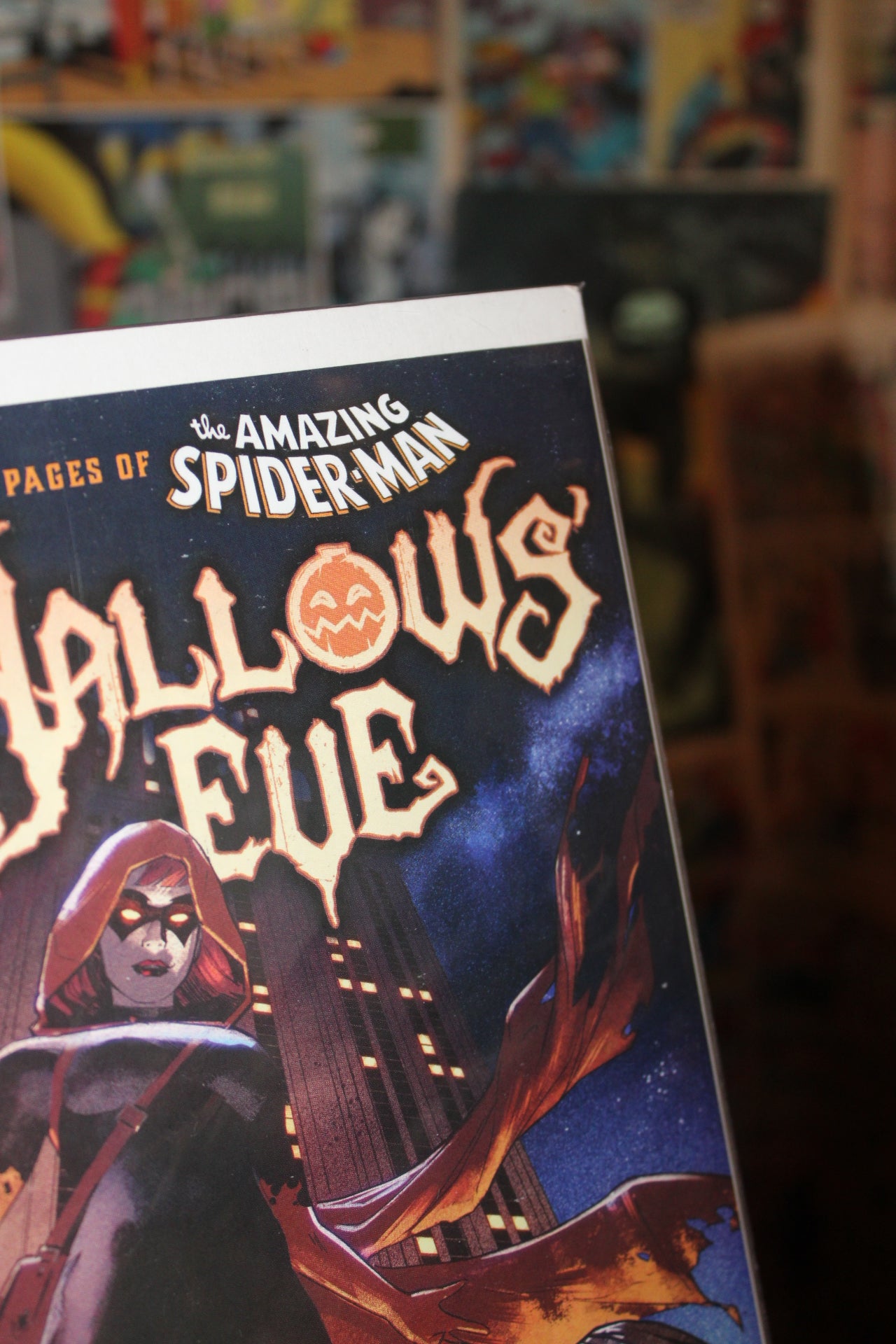 Hallows' Eve Issue #1 - Michael Dowling - Regular Marvel | Mar 1, 2023