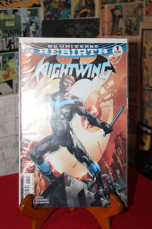 Nightwing Issue #1 - Ivan Reis DC | Jul 27, 2016
