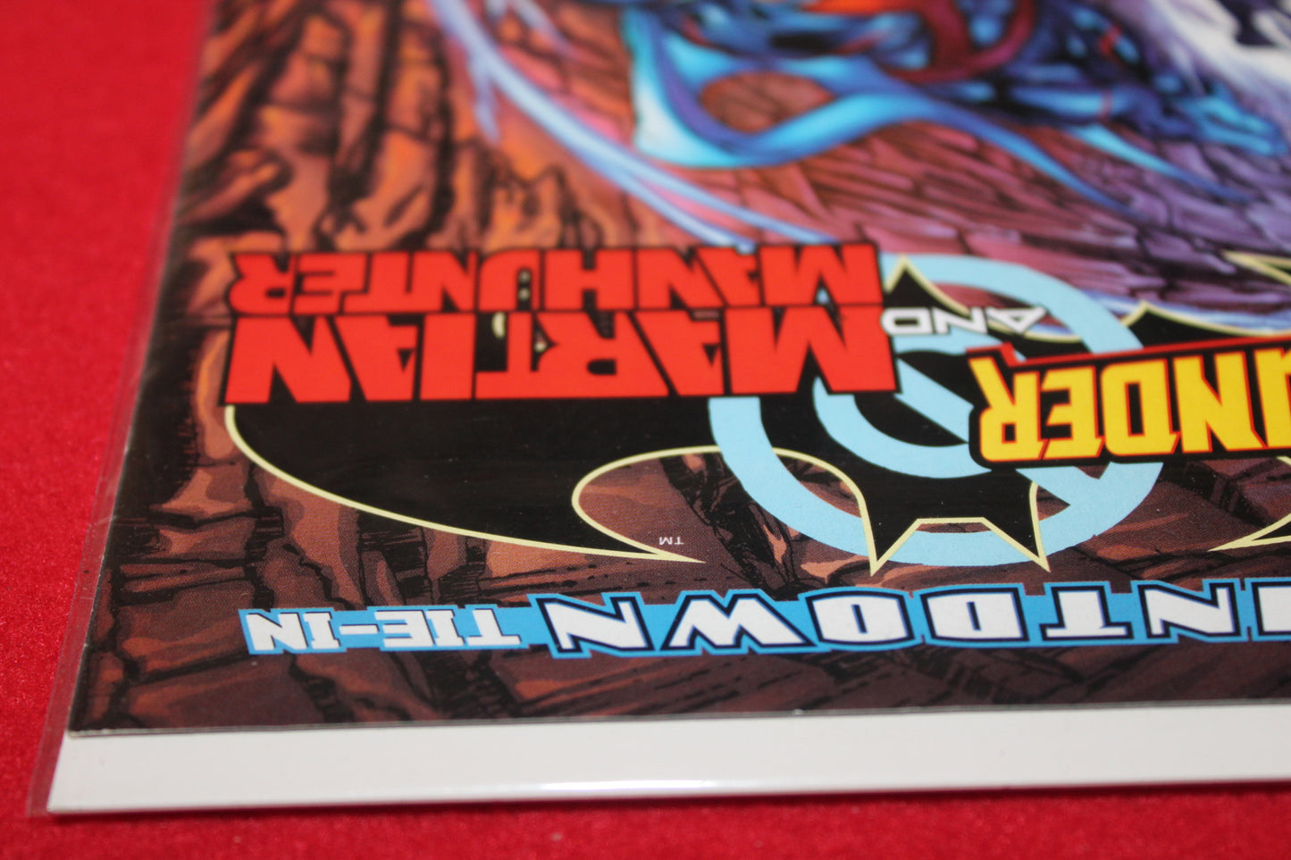 Outsiders: Five of a Kind - Martian Manhunter / Thunder Issue #1 DC | Aug 15, 2007
